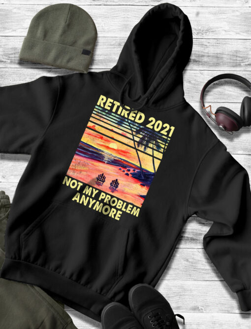 2020-11-Men-Hoodie-Retired-2021-Outfit-Funny-Retirement-mockup3-black.jpg