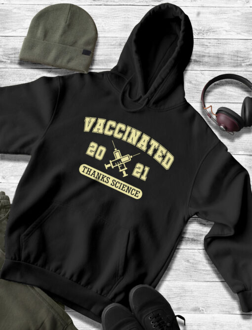 2021-03-Men-Hoodie-Humor-VACCINATED-2021-Thanks-Science-I-Got-Vaccine-Shot-mockup3-black.jpg